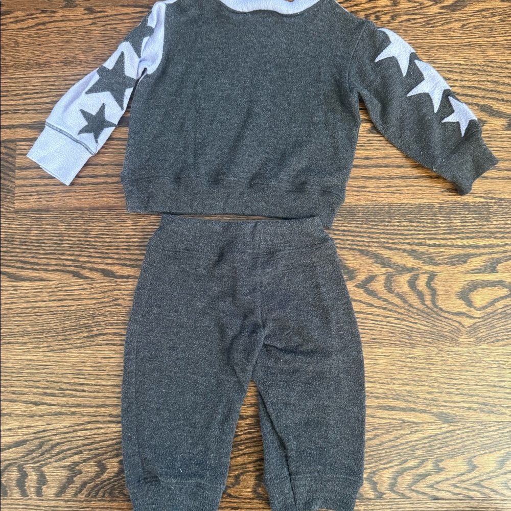 Random Hearts Baby Set - Picture 5 of 6